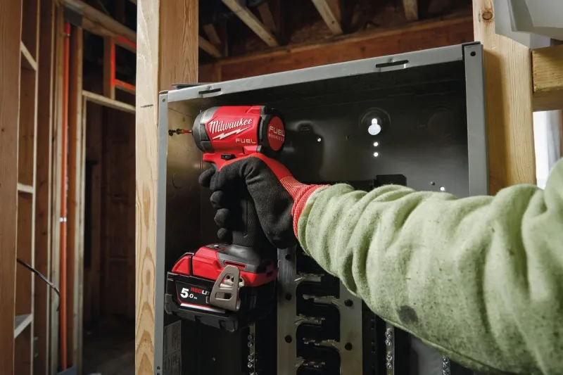 Аккумуляторный винтовёрт 18В M18 FID3-0X Milwaukee 4933479864