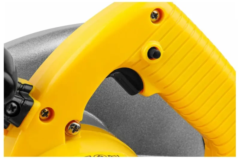 Пила дисковая MCS 1865-1 в кор. MOLOT 0329138